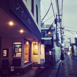 シネコヤ<br>
<span class="member_a">映画館</span>